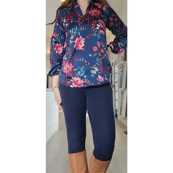 COPY - LOFT floral blouse - Picture 1 of 10